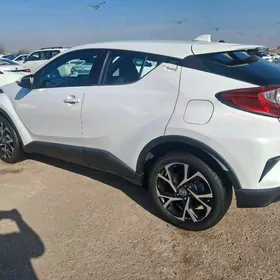Toyota C-HR 2021