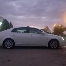 Toyota Avalon 2005