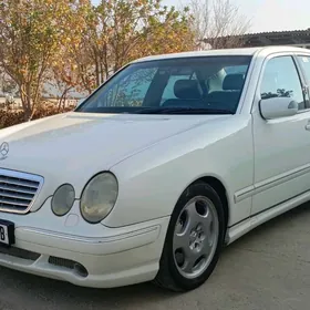 Mercedes-Benz E320 2002