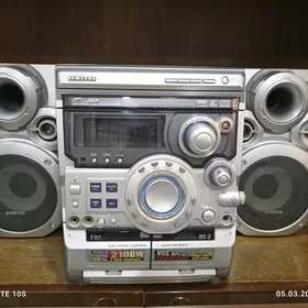 музыкальный центр