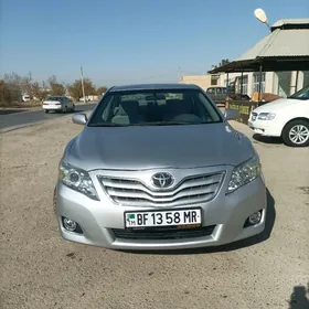 Toyota Camry 2011