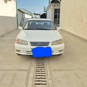 Toyota Camry 1998