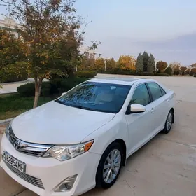 Toyota Camry 2012