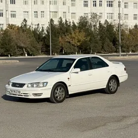 Toyota Camry 1999