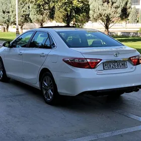 Toyota Camry 2016