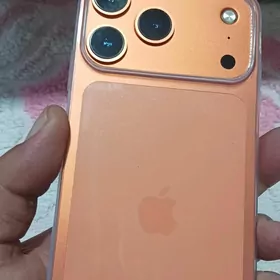 Iphone 17pro, xr-den owurlen