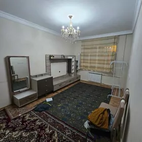 8 мкр-н 2этаж 3 ком 76м2