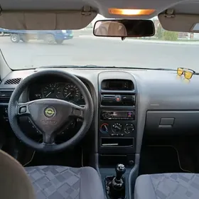 Opel Astra 1998