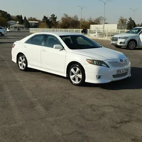 Toyota Camry 2010