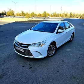 Toyota Camry 2017