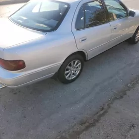 Toyota Camry 1993