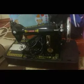 Tikin maşyn/Швейная машинка