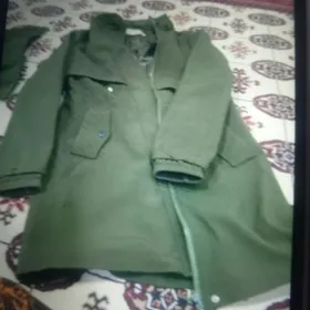 plaşotga  we  jeansy  kurtga.