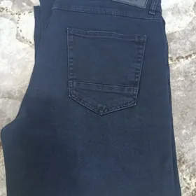 Jinsi jalbyr. Джинсы