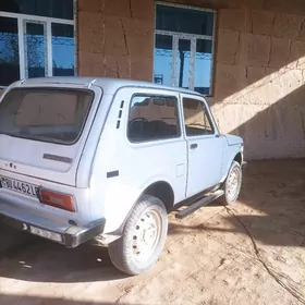 Lada Niva 1989