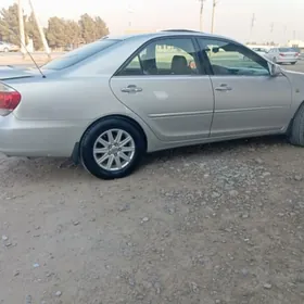 Toyota Camry 2003