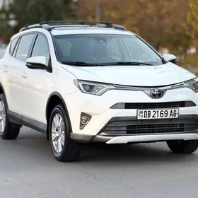 Toyota RAV4 2018