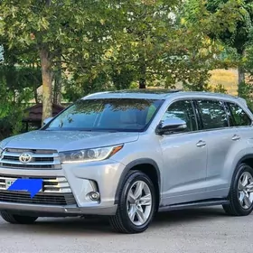 Toyota Highlander 2016