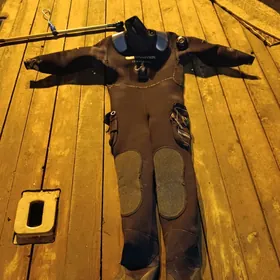 Водолазный костюм