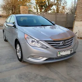 Hyundai Sonata 2011
