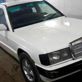 Mercedes-Benz 190E 1992