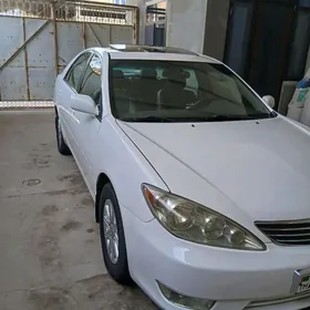 Toyota Camry 2004