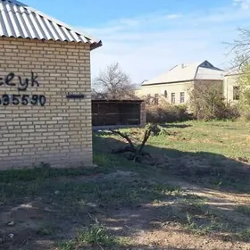 Budyonyda 6 sotok yer