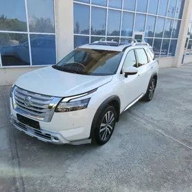 Nissan Pathfinder 2023
