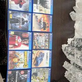 Диски на PlayStation 4