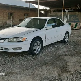 Toyota Camry 2001
