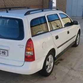 Opel Astra 2000