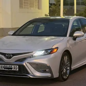 Toyota Camry 2022
