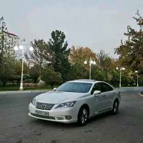 Lexus ES 350 2011
