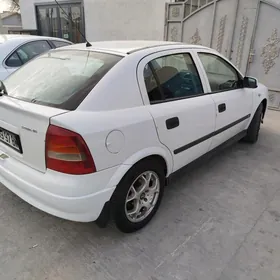 Opel Astra 2002