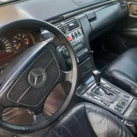 Mercedes-Benz E430 1999