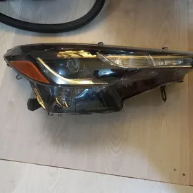 Faralar Toyota Corolla Cross