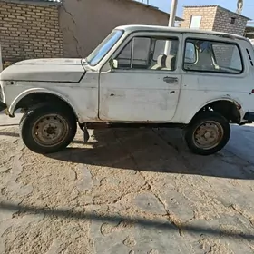 Lada Niva 1980