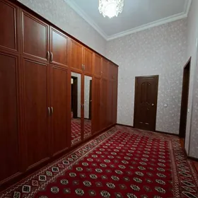 ЭЛИТНАЯ КВАРТИРА-ПОДВОЙСКОГО