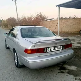Toyota Camry 2001