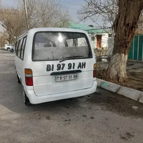 Toyota Hiace 1995