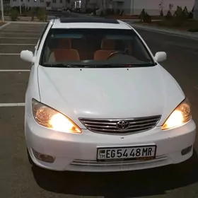 Toyota Camry 2004