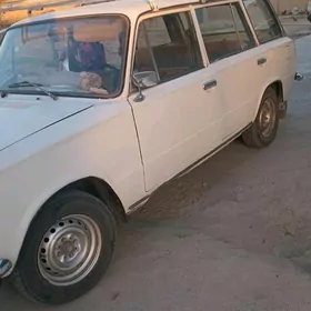 Lada 2102 1983