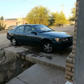Toyota Camry 2000