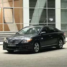 Toyota Camry 2011