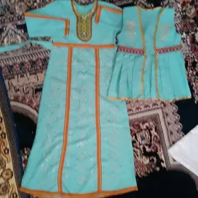 gaşly keten koýnekler