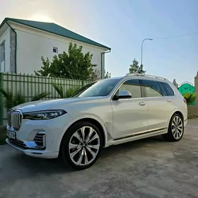 BMW X7 2020