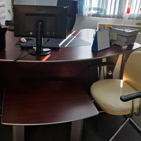 Продается мебельный гарнитур