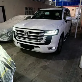 Toyota Land Cruiser 2025