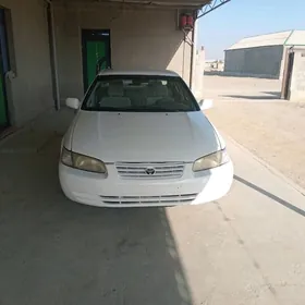 Toyota Camry 1998