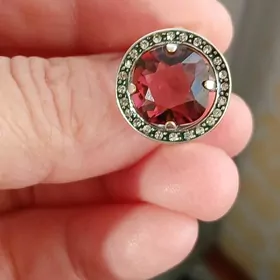 Gyzyl gaşly SSR kumus yuzugi